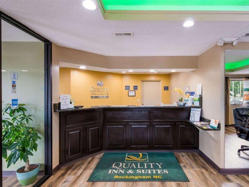 Quality Inn & Suites Rockingham Exterior photo